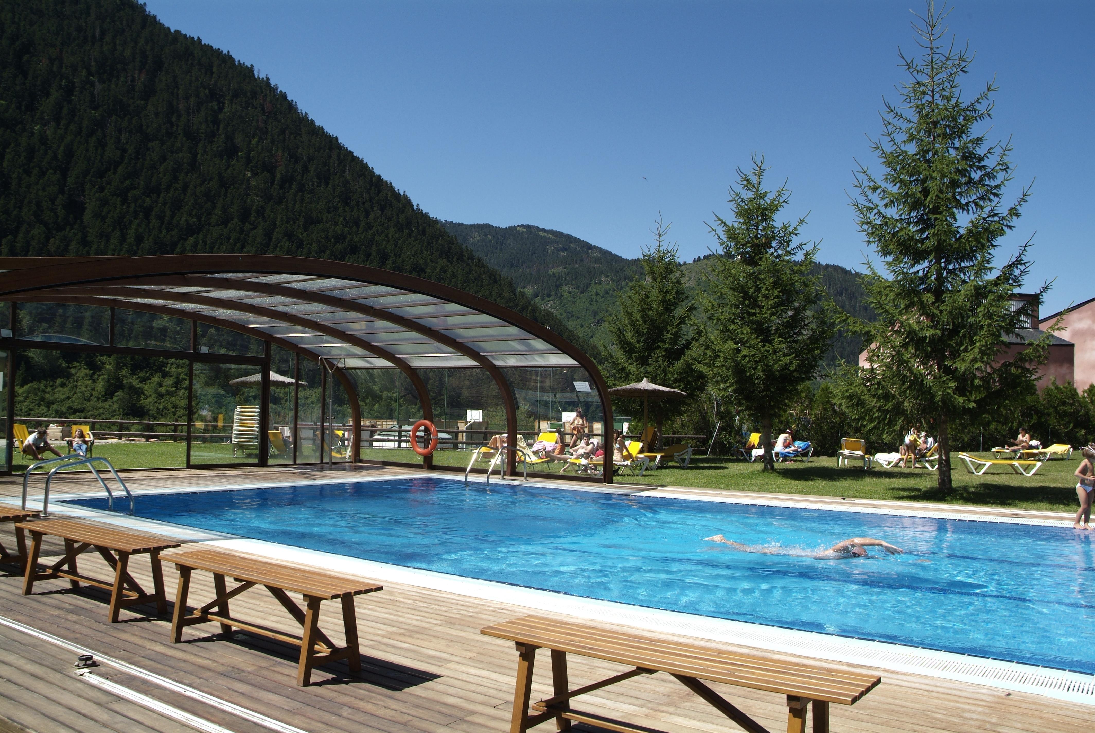 Hotel Montarto Baqueira Beret Exterior photo